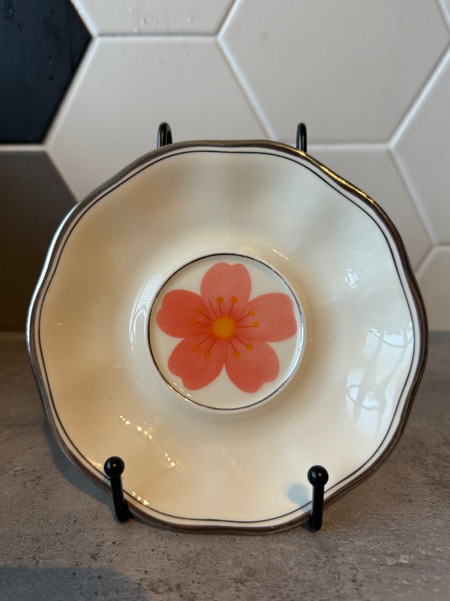 Wandbordje 15 cm ‘Roze bloem’