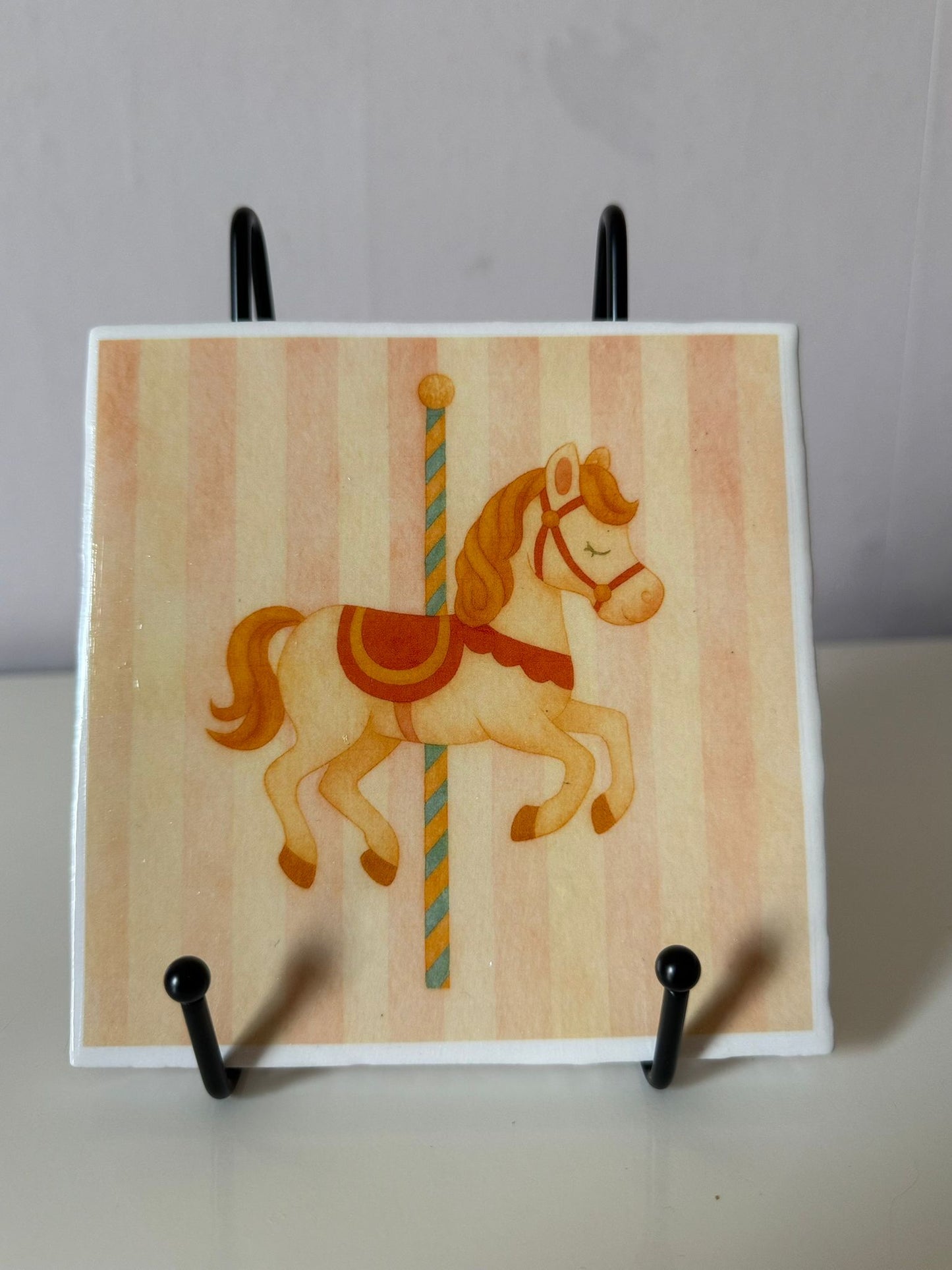 Tegeltje 'Caroussel paard'